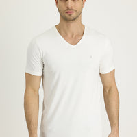 Off-white V-neck slim fit cotton t-shirt.