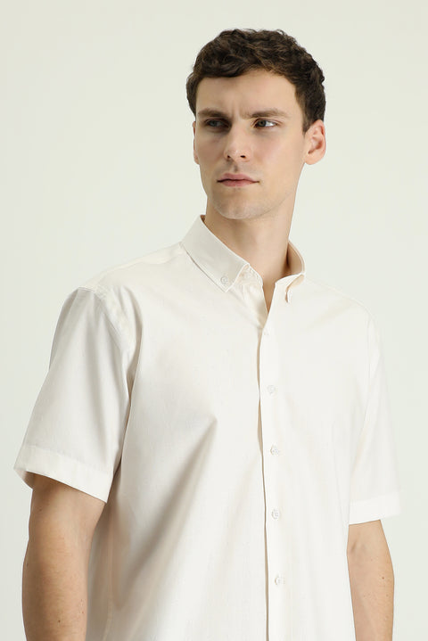 Off-white short-sleeved regular fit patterned cotton shirt