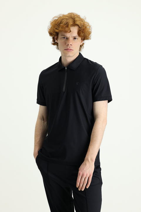 Black Techno-Line Polo Shirt with Slim Fit and Zip-Up Closure