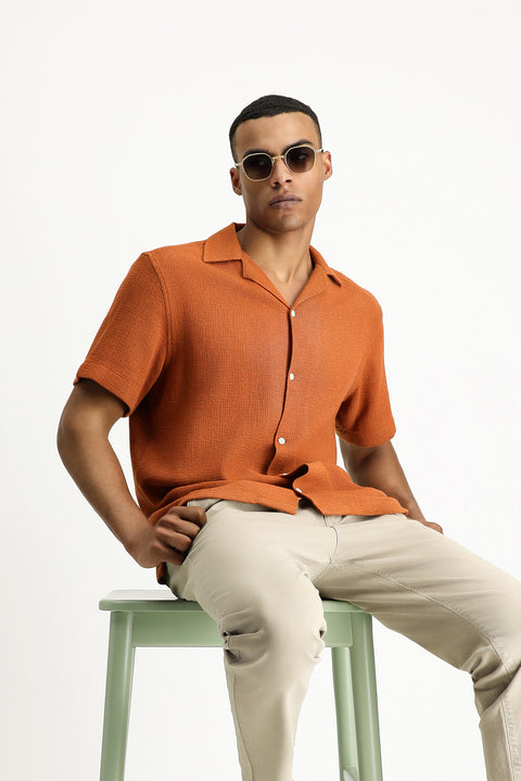 Tile-colored, short-sleeved, regular-fit, patterned cotton shirt that's easy to iron.