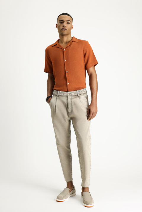 Tile-colored, short-sleeved, regular-fit, patterned cotton shirt that's easy to iron.
