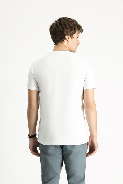 Beyaz Bisiklet Yaka Slim Fit Dar Kesim Baskılı Pamuk Tişört