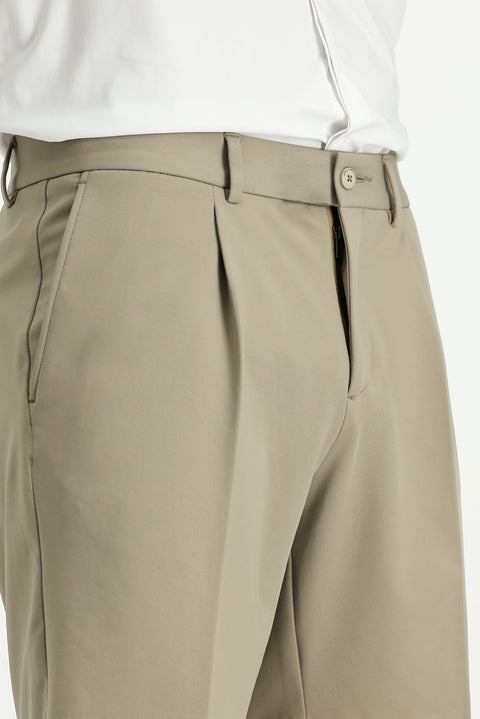 Orta Vizon Super Slim Fit Eksra Dar Kesim Techno-Line Likralı Pileli Şort