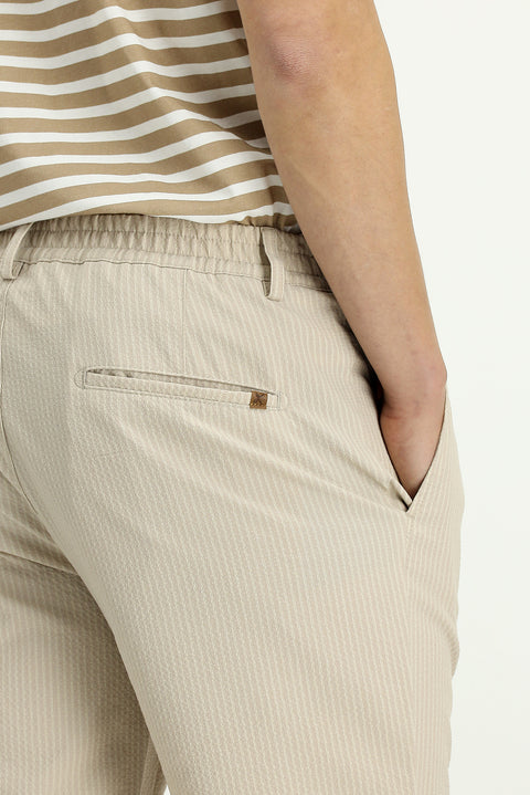 Light Beige Regular Fit Standard Cut Lycra Striped Pleated Gofre Bermuda Shorts