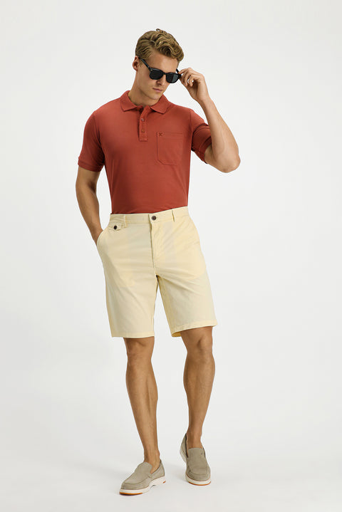 Krem Regular Fit Standart Kesim Pamuklu Bermuda Şort