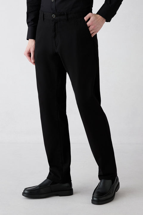 Men's Black Slim Fit Narrow Cut Side Pocketed Lycra Flexible Canvas / Chino Trousers