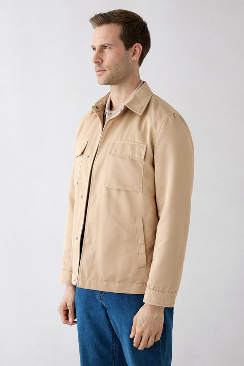 Mid-Beige Classic Collar Snap-Front Pocketed Seasonal Jacket