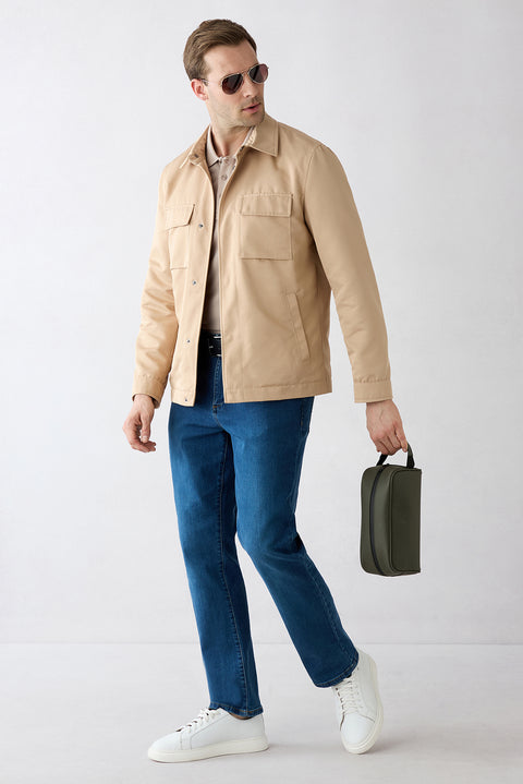 Mid-Beige Classic Collar Snap-Front Pocketed Seasonal Jacket