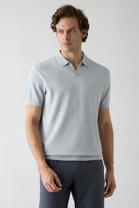 Açık Gri Düğmesiz Polo Yaka Regular Fit Desenli Örme Tişört