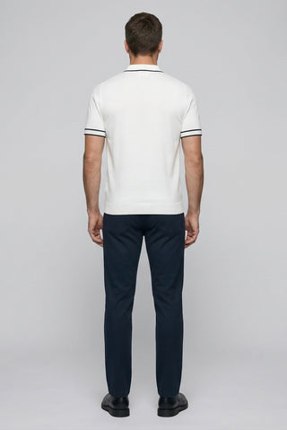 Kırık Beyaz Regular Fit Şerit Detaylı Polo Yaka Örme Tişört