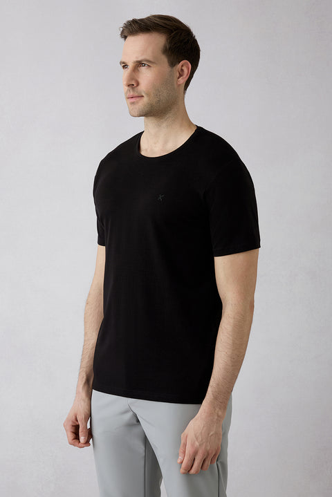 Siyah Bisiklet Yaka Slim Fit Yumuşak Dokulu Pamuklu Likralı Esnek Tişört