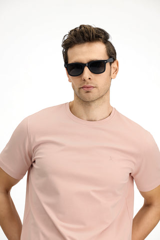  Toz Pembe Bisiklet Yaka Slim Fit Yumuşak Dokulu Pamuklu Likralı Esnek Tişört